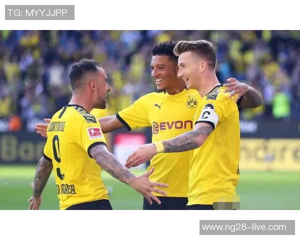 德甲激战AC米兰大胜多特蒙德红牌争议引发全场热议